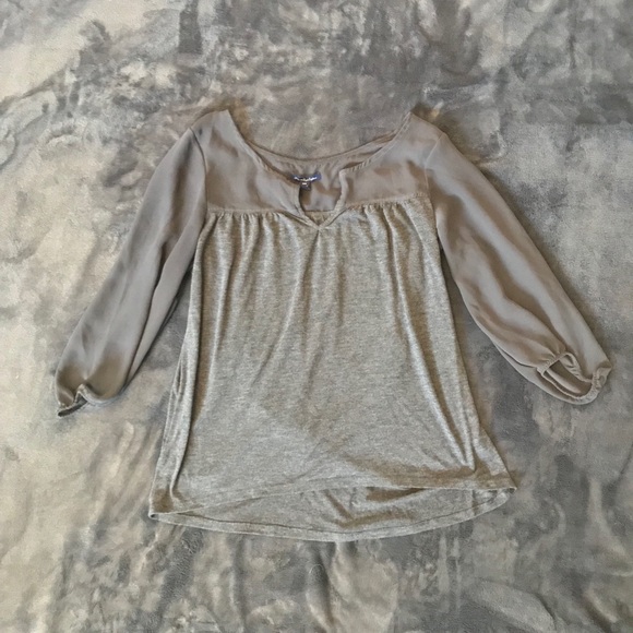 Lot of 2 AEO tops - Picture 1 of 6